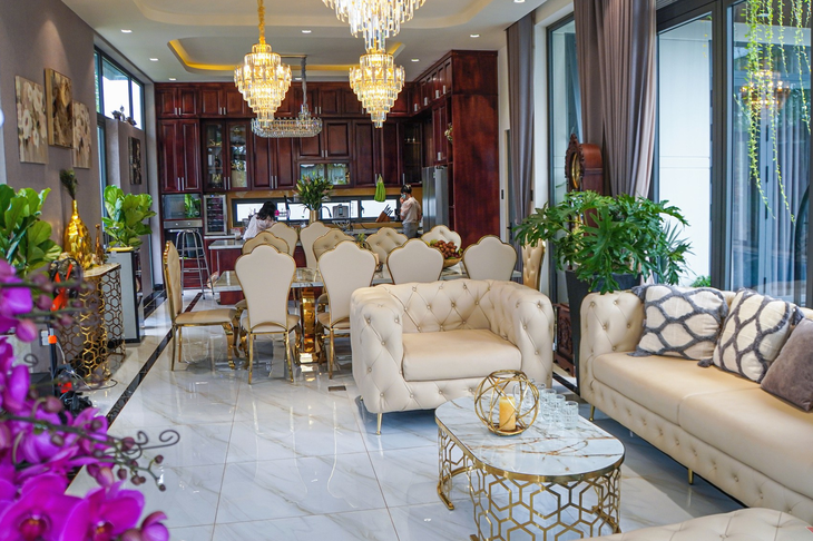 Villa 1.200m2 trị giá 35 tỷ đồng của ca sĩ 5 con Quách Thành Danh - Ảnh 9. Villa 1.200m2 trị giá 35 tỷ đồng của ca sĩ 5 con Quách Thành Danh - Ảnh 9.