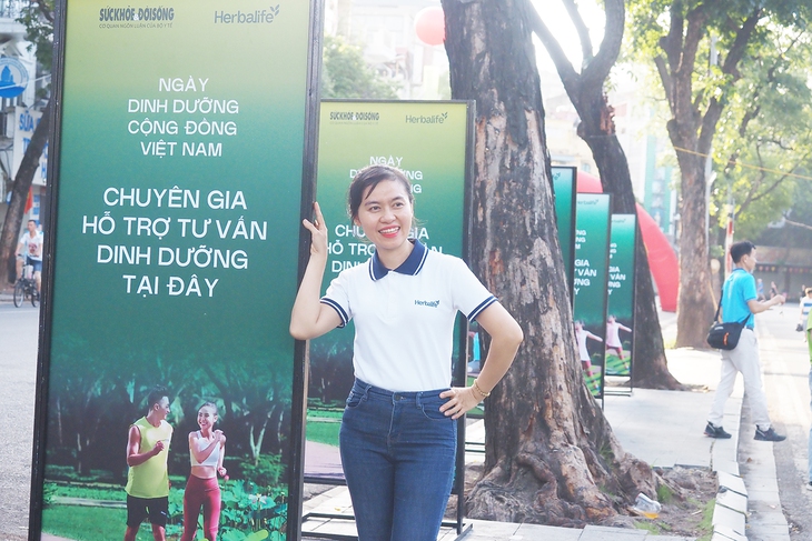Đang diễn ra Ngày Dinh dưỡng cộng đồng Việt Nam tại Hồ Hoàn Kiếm - Ảnh 3. Đang diễn ra Ngày Dinh dưỡng cộng đồng Việt Nam tại Hồ Hoàn Kiếm - Ảnh 3.