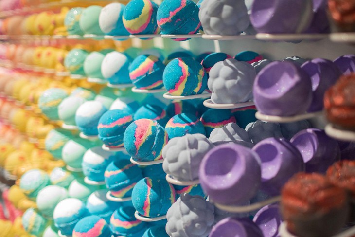 LUSH - thương hiệu mỹ phẩm thủ công tươi - khai trương cửa hàng đầu tiên tại Hà Nội - Ảnh 2.