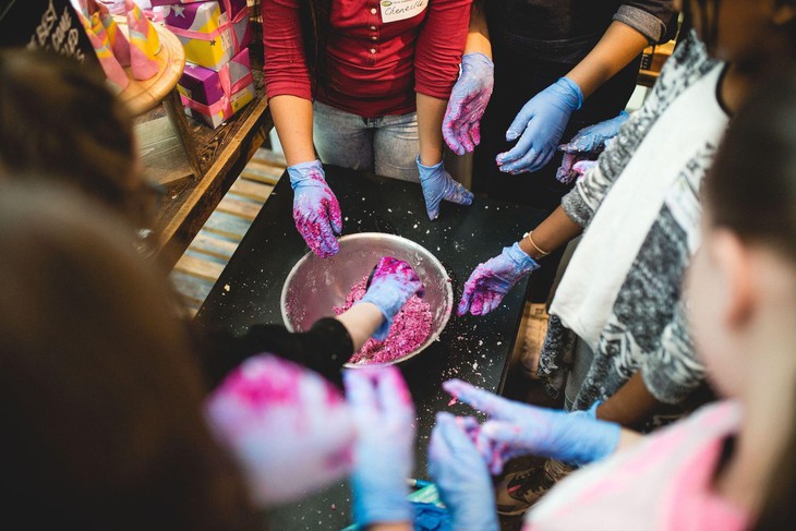 LUSH - thương hiệu mỹ phẩm thủ công tươi - khai trương cửa hàng đầu tiên tại Hà Nội - Ảnh 3.