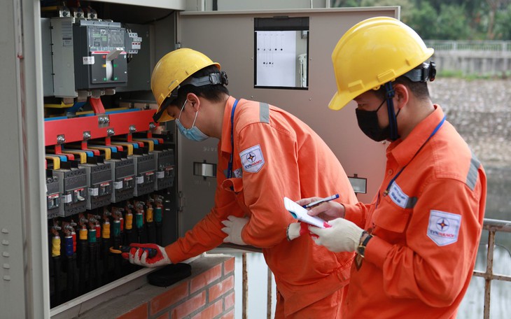 "Điều chỉnh giá điện linh hoạt như giá xăng dầu, quan trọng nhất là minh bạch"