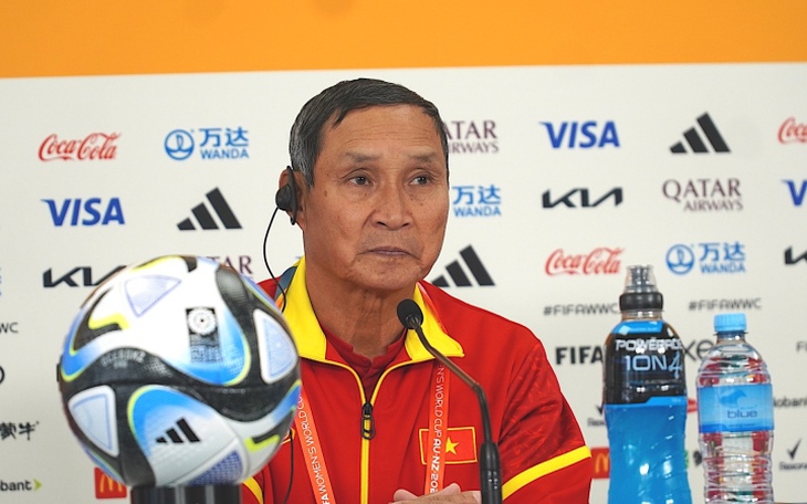 World Cup nữ 2023: HLV Mai Đức Chung nói gì trước trận đấu ra quân gặp đội tuyển Mỹ - Ảnh 1. World Cup nữ 2023: HLV Mai Đức Chung nói gì trước trận đấu ra quân gặp đội tuyển Mỹ - Ảnh 1.