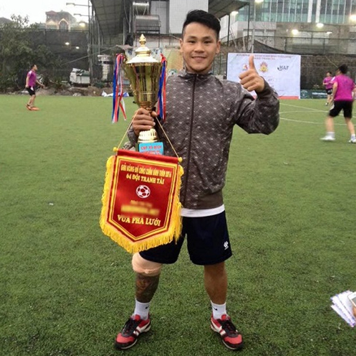 Ngoại hình gây ngỡ ngàng của Sáng béo 'Đội đặc nhiệm nhà C21': Giảm 20kg nhờ tập võ - Ảnh 4. Ngoại hình gây ngỡ ngàng của Sáng béo 'Đội đặc nhiệm nhà C21': Giảm 20kg nhờ tập võ - Ảnh 4.
