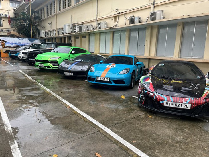 Phan Công Khanh bị tố mượn tiền mở showroom, lừa bán siêu xe chiếm đoạt 24,5 tỷ đồng - Ảnh 3.