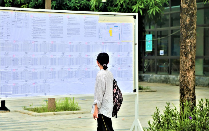 Chuyên gia khuyến cáo thí sinh cần tỉnh táo để không 'sập bẫy' điểm sàn
