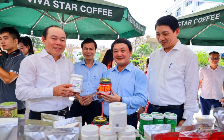  Cần sự liên kết của "4 nhà" để đưa dược liệu Việt Nam từng bước ra thế giới