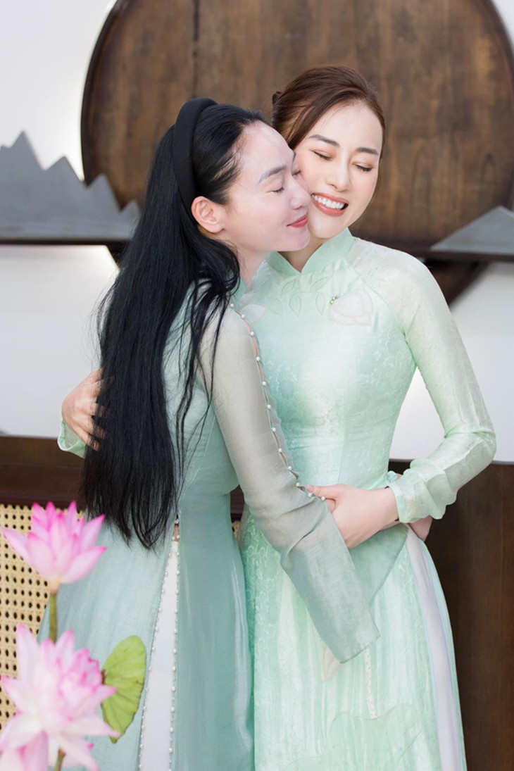 Đi thử áo dài ăn hỏi cùng con dâu, mẹ Shark Bình khen Phương Oanh hết lời - Ảnh 6.