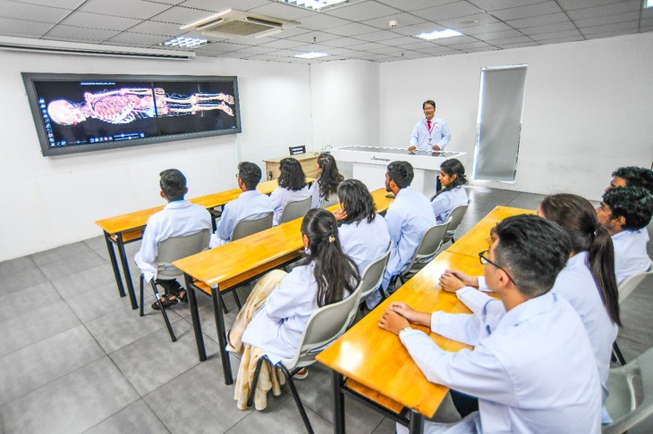 Bật mí cách chọn nguyện vọng ngành Sức khỏe để có việc làm tốt, lương cao - Ảnh 2. Bật mí cách chọn nguyện vọng ngành Sức khỏe để có việc làm tốt, lương cao - Ảnh 2.
