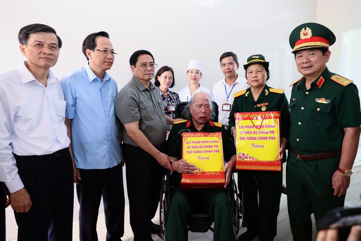 Thủ tướng: Luôn quan tâm, chăm lo đời sống người có công với tấm lòng, sự tri ân, trách nhiệm cao nhất - Ảnh 5. Thủ tướng: Luôn quan tâm, chăm lo đời sống người có công với tấm lòng, sự tri ân, trách nhiệm cao nhất - Ảnh 5.