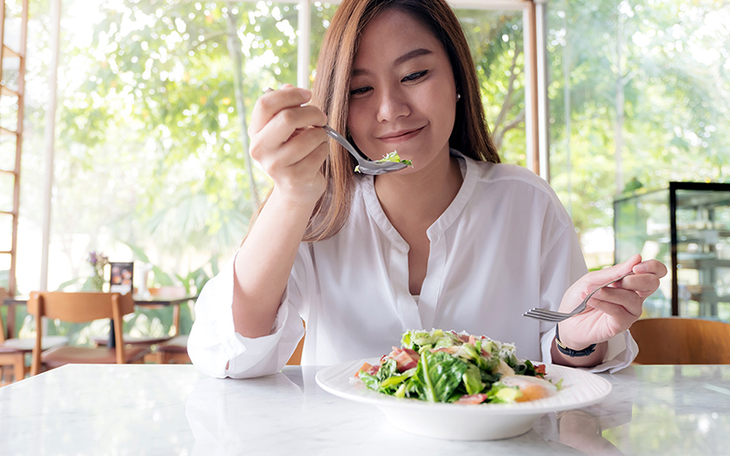 Thời điểm ăn sáng tốt nhất để giảm cân hiệu quả - Ảnh 2.