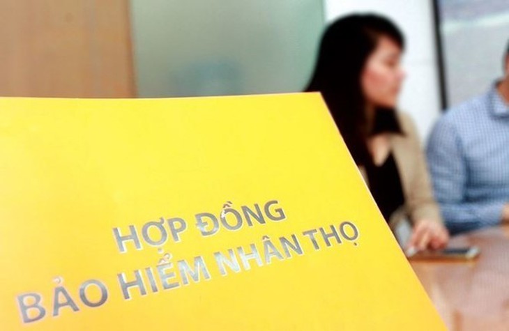 Thủ tướng: Khẩn trương thanh tra, giám sát hoạt động bán bảo hiểm qua ngân hàng - Ảnh 1. Thủ tướng: Khẩn trương thanh tra, giám sát hoạt động bán bảo hiểm qua ngân hàng - Ảnh 1.