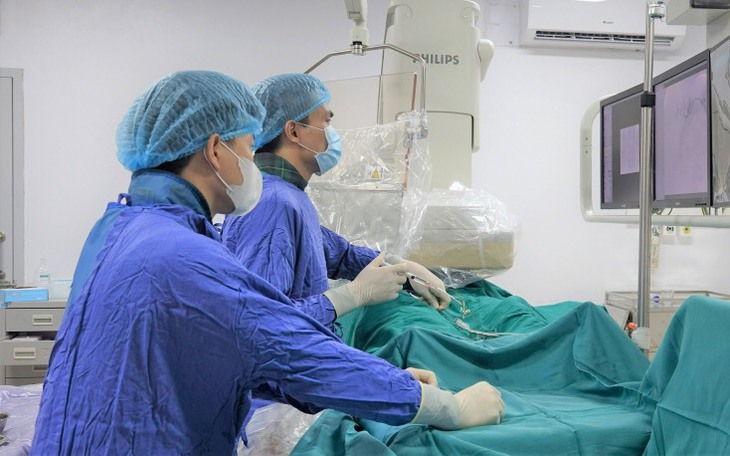 Can thiệp nút mạch kịp thời cứu sống bệnh nhân vỡ gan độ 4
