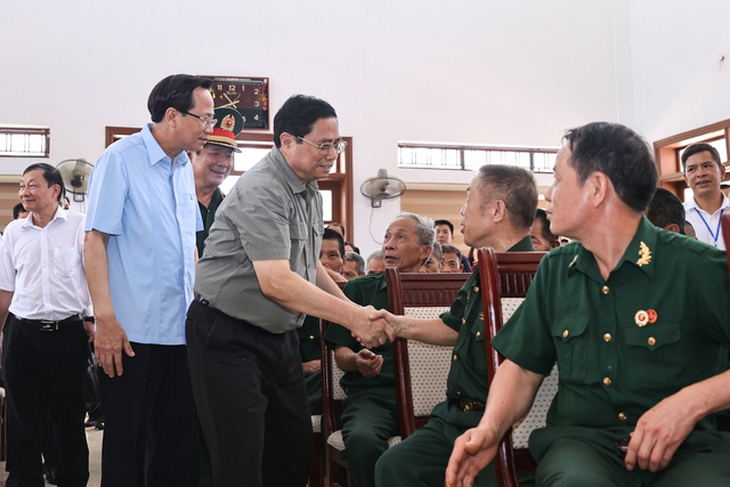 Thủ tướng: Luôn quan tâm, chăm lo đời sống người có công với tấm lòng, sự tri ân, trách nhiệm cao nhất - Ảnh 2. Thủ tướng: Luôn quan tâm, chăm lo đời sống người có công với tấm lòng, sự tri ân, trách nhiệm cao nhất - Ảnh 2.