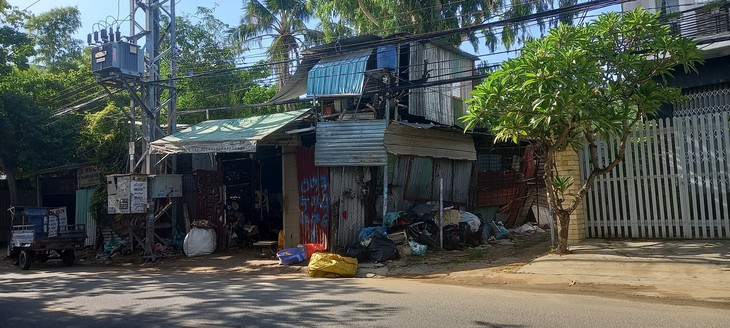Ẩn họa từ các cơ sở thu mua phế liệu giữa khu dân cư - Ảnh 9.