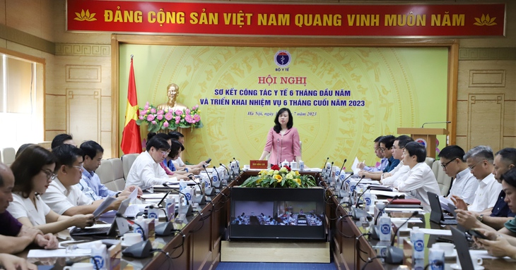 Bộ trưởng Đào Hồng Lan: Ngành y tế tiếp tục tập trung cao độ hoàn thiện thể chế, nâng cao chất lượng khám chữa bệnh - Ảnh 1. Bộ trưởng Đào Hồng Lan: Ngành y tế tiếp tục tập trung cao độ hoàn thiện thể chế, nâng cao chất lượng khám chữa bệnh - Ảnh 1.