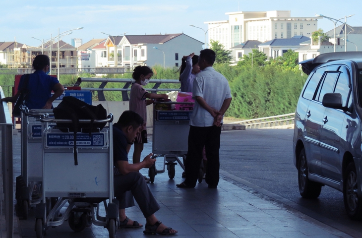 Cảng hàng không quốc tế Vinh đã hoạt động trở lại  - Ảnh 1.