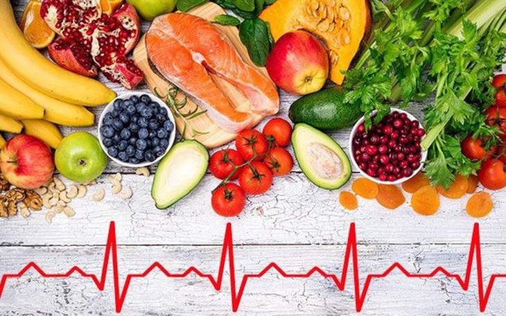 Thời tiết nắng nóng, bệnh nhân suy tim nên ăn uống thế nào?