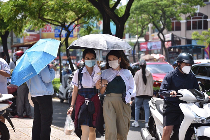 Thời tiết hôm nay 5/7: Bắc Bộ tăng nắng nóng, riêng vùng núi mưa to - Ảnh 1.