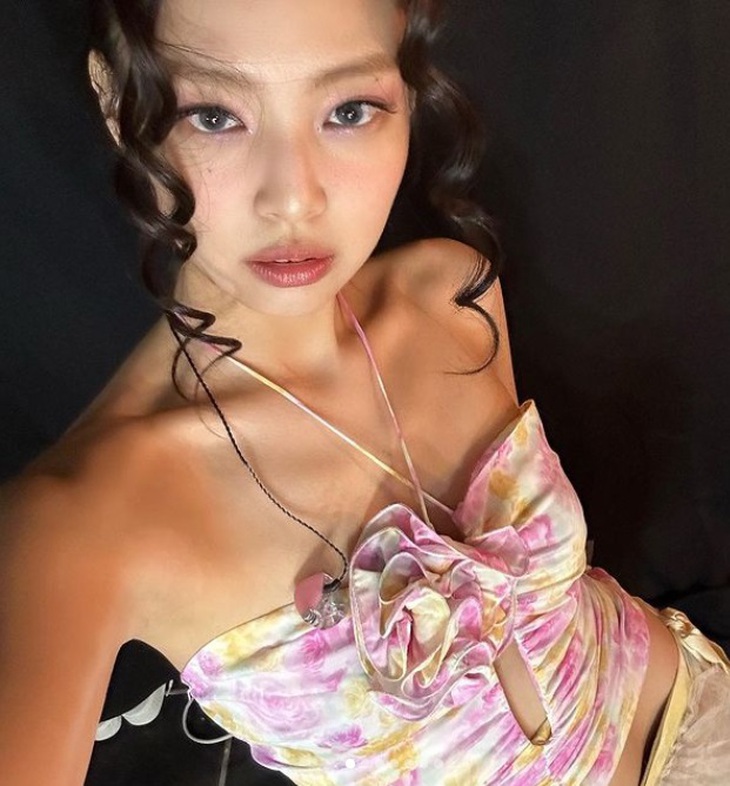 6 tip của Jennie - Blackpink để có làn da trắng mịn không tỳ vết và vóc dáng thiên thần - Ảnh 4. 6 tip của Jennie - Blackpink để có làn da trắng mịn không tỳ vết và vóc dáng thiên thần - Ảnh 4.