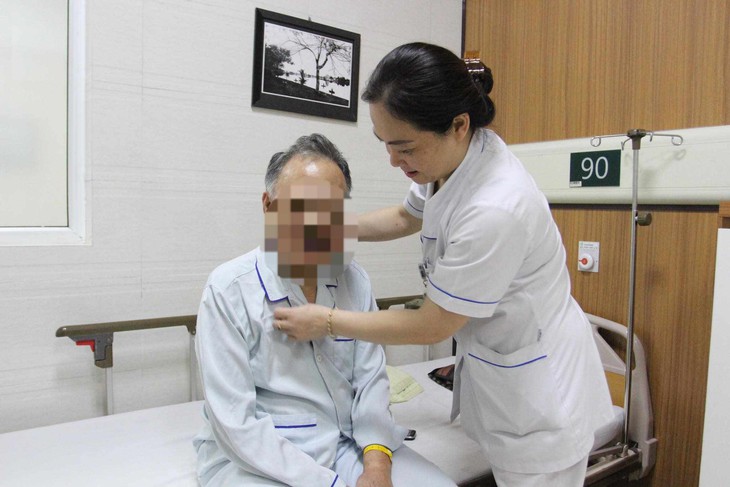Giá khám chữa bệnh theo yêu cầu của các bệnh viện thế nào? - Ảnh 1.