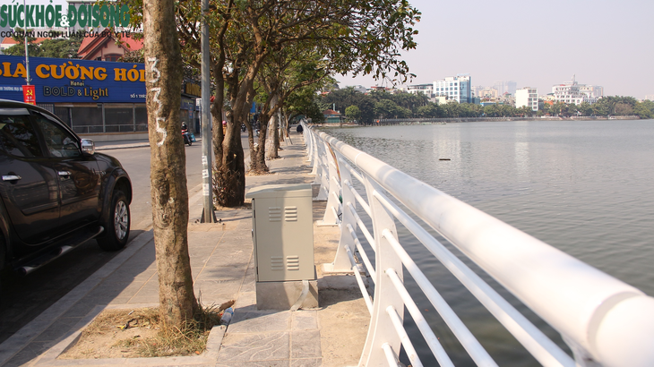 Sẽ lắp đặt lại những quả cầu gang nghi bị trộm tại Hồ Tây - Ảnh 3.