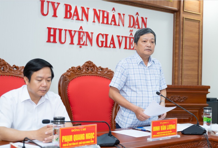 Hơn 14.000 người dân Ninh Bình được khám sàng lọc, chủ động phát hiện bệnh lao
- Ảnh 1. Hơn 14.000 người dân Ninh Bình được khám sàng lọc, chủ động phát hiện bệnh lao
- Ảnh 1.