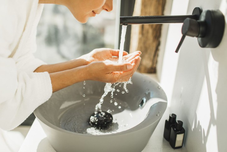 Cách dùng nha đam trị mụn- Ảnh 3.