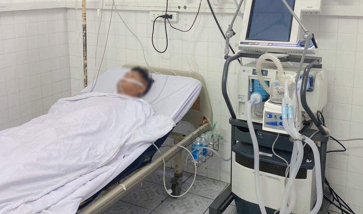 Ăn trứng so biển, người đàn ông 36 tuổi suýt mất mạng - Ảnh 1.