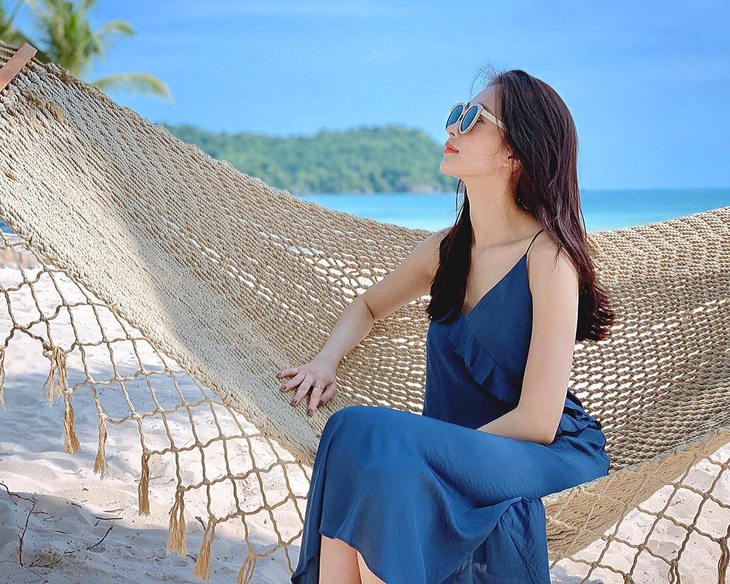Đặng Thu Thảo - người đẹp hiếm có của showbiz - đi biển không khoe body vẫn khiến fan trầm trồ - Ảnh 5. Đặng Thu Thảo - người đẹp hiếm có của showbiz - đi biển không khoe body vẫn khiến fan trầm trồ - Ảnh 5.