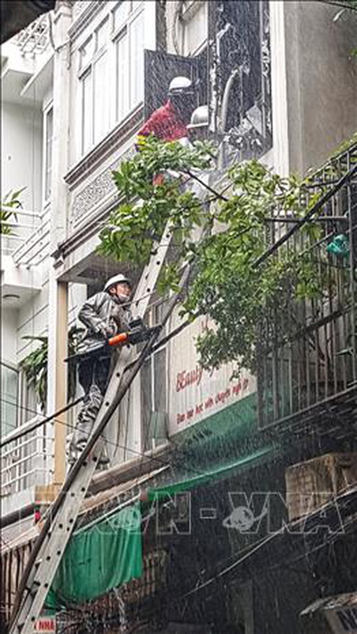 Mở lối thoát hiểm thứ 2 - mở đường sống trong vụ cháy nhà ống - Ảnh 3.