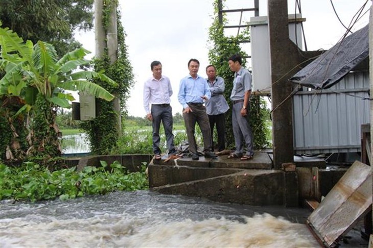 Mưa lũ gây thiệt hại nhà cửa và cây trồng, vật nuôi ở nhiều địa phương - Ảnh 2. Mưa lũ gây thiệt hại nhà cửa và cây trồng, vật nuôi ở nhiều địa phương - Ảnh 2.