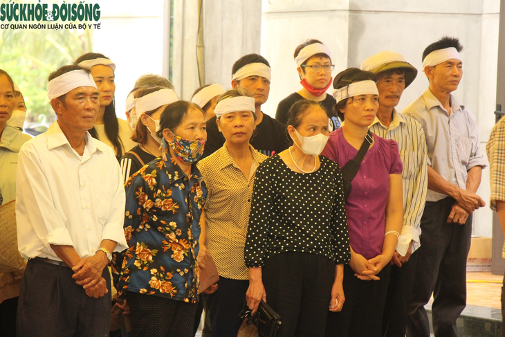 Vụ con rể sát hại gia đình vợ ở Hải Dương: Nhói lòng hình ảnh biệt ly... - Ảnh 1. Vụ con rể sát hại gia đình vợ ở Hải Dương: Nhói lòng hình ảnh biệt ly... - Ảnh 1.