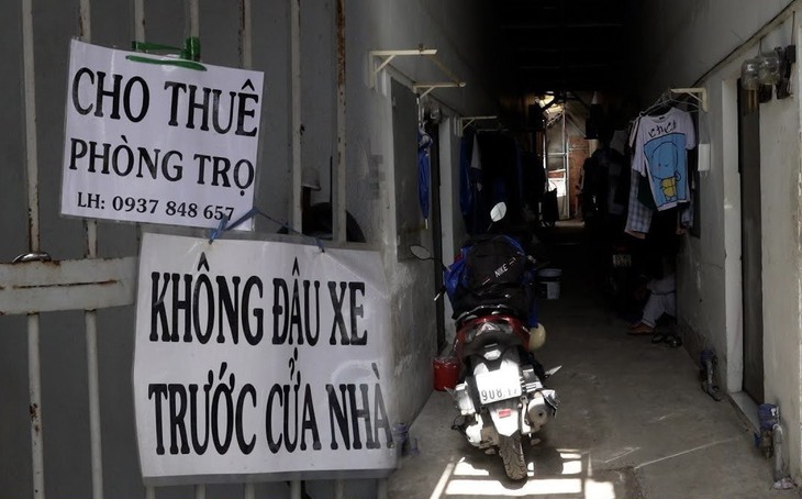 Muôn vàn khó khăn cho tân sinh viên thuê phòng trọ mùa nhập học - Ảnh 1.