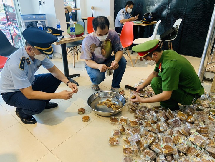 Hà Nội: Sắp ra quân kiểm soát thị trường, xử lý vi phạm dịp Tết Trung thu 2023 - Ảnh 1. Hà Nội: Sắp ra quân kiểm soát thị trường, xử lý vi phạm dịp Tết Trung thu 2023 - Ảnh 1.