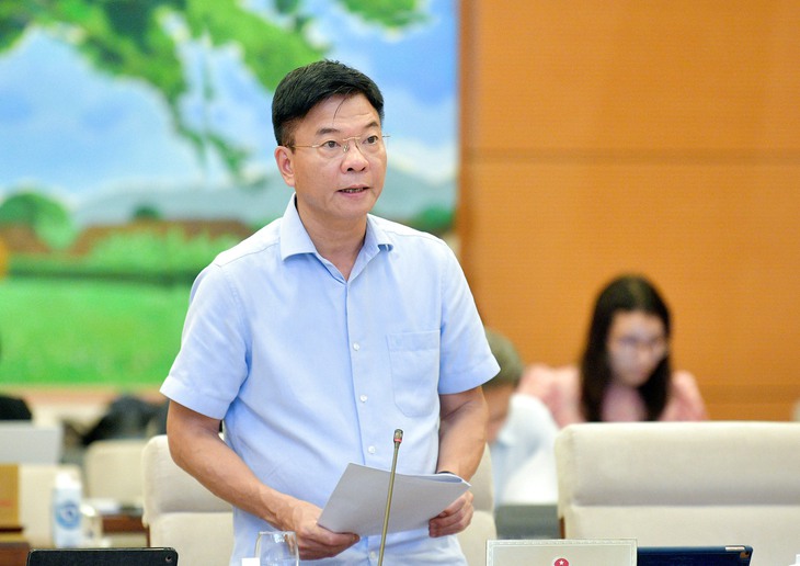 Đề xuất cha, mẹ, vợ, chồng… không được đấu giá cùng một tài sản để tránh việc thông đồng, dìm giá - Ảnh 2.