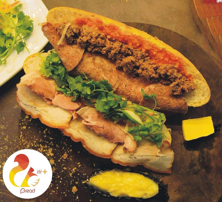Bánh mì B+ - Món ăn mộc mạc mang hương vị Hà Nội - Ảnh 1.
