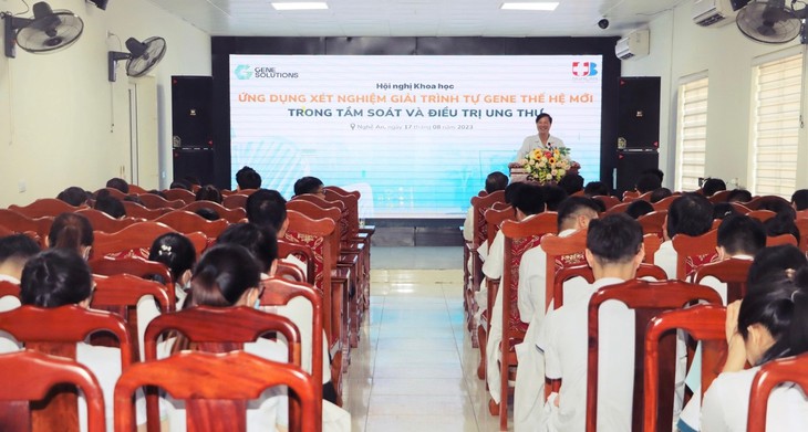 Bệnh viện Ung bướu Nghệ An và Gene Solutions tổ chức hội thảo khoa học về Ứng dụng xét nghiệm giải trình tự gene trong tầm soát và điều trị ung thư - Ảnh 1. Bệnh viện Ung bướu Nghệ An và Gene Solutions tổ chức hội thảo khoa học về Ứng dụng xét nghiệm giải trình tự gene trong tầm soát và điều trị ung thư - Ảnh 1.