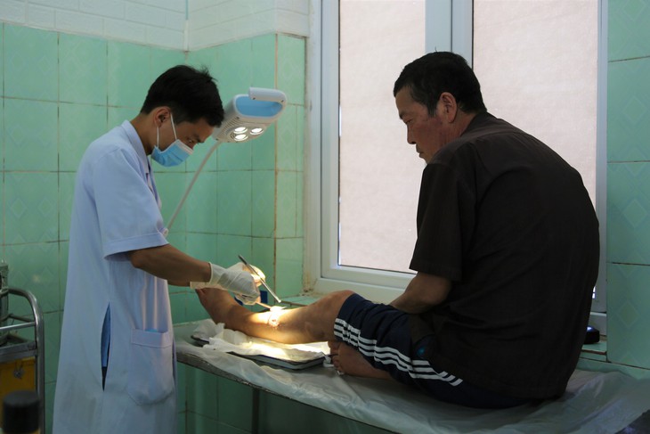 Bác sĩ trẻ nhiệt huyết với nghề, năng nổ với các hoạt động xã hội - Ảnh 3.