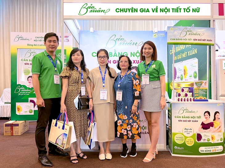 80% phụ nữ Việt từ 30 tuổi cần bổ sung nội tiết tố nữ - Ảnh 1. 80% phụ nữ Việt từ 30 tuổi cần bổ sung nội tiết tố nữ - Ảnh 1.