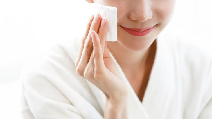 10 mẹo trang điểm tôn lên nét đẹp tự nhiên của bạn - Ảnh 2. 10 mẹo trang điểm tôn lên nét đẹp tự nhiên của bạn - Ảnh 2.