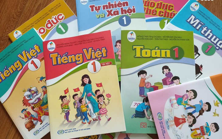 Biên soạn sách giáo khoa - chia sẻ từ người trong cuộc