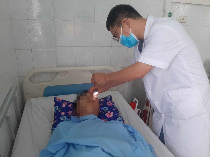 Trên đường về thăm bố ốm bị đánh bất tỉnh - Ảnh 2.