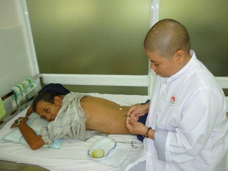 Đóng góp của Phât giáo trong việc chăm sóc sức khỏe cộng đồng - Ảnh 2.