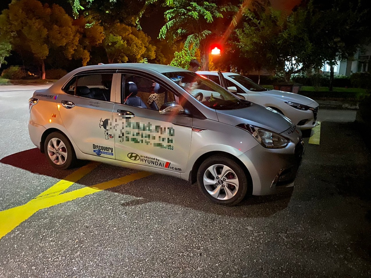 Khung hình phạt mà nghi phạm kề dao, cướp tài sản tài xế taxi có thể phải đối diện? - Ảnh 3.