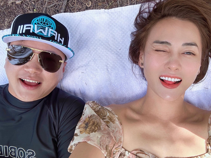 Shark Bình sau khi cưới Phương Oanh: Hãnh diện khoe vợ trẻ đẹp, mua nhà mới ở khu cao cấp - Ảnh 2. Shark Bình sau khi cưới Phương Oanh: Hãnh diện khoe vợ trẻ đẹp, mua nhà mới ở khu cao cấp - Ảnh 2.
