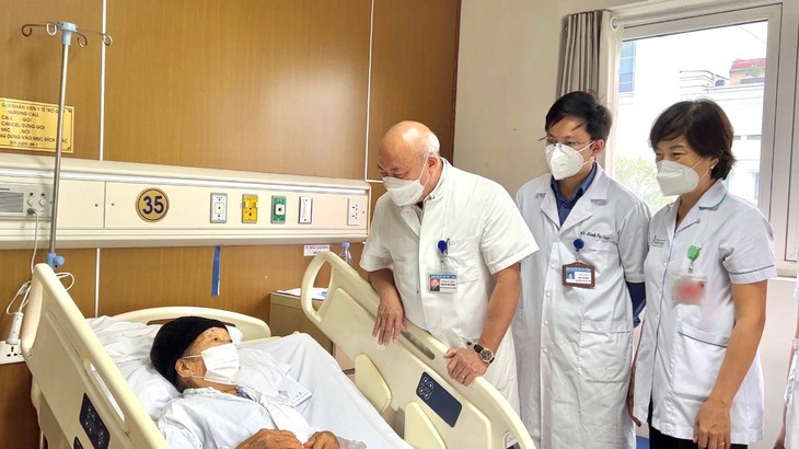 Đề xuất nâng cấp những bệnh viện nào thành hiện đại để 'hút' người nước ngoài đến khám chữa bệnh? - Ảnh 1. Đề xuất nâng cấp những bệnh viện nào thành hiện đại để 'hút' người nước ngoài đến khám chữa bệnh? - Ảnh 1.