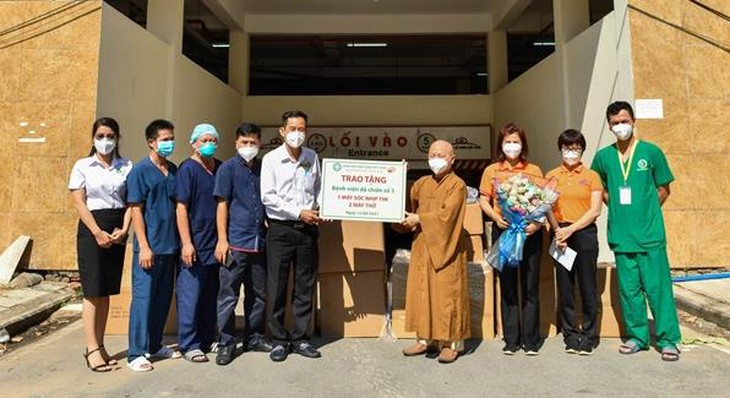 Tăng, Ni, Phật tử sát cánh vì sức khỏe cộng đồng - Ảnh 3.