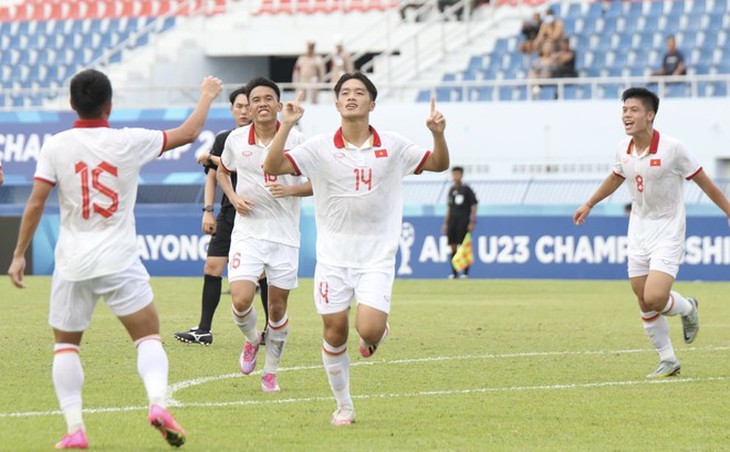 Thắng Malaysia cách biệt, Việt Nam tiến thẳng vào chung kết giải U23 Đông Nam Á - Ảnh 1. Thắng Malaysia cách biệt, Việt Nam tiến thẳng vào chung kết giải U23 Đông Nam Á - Ảnh 1.