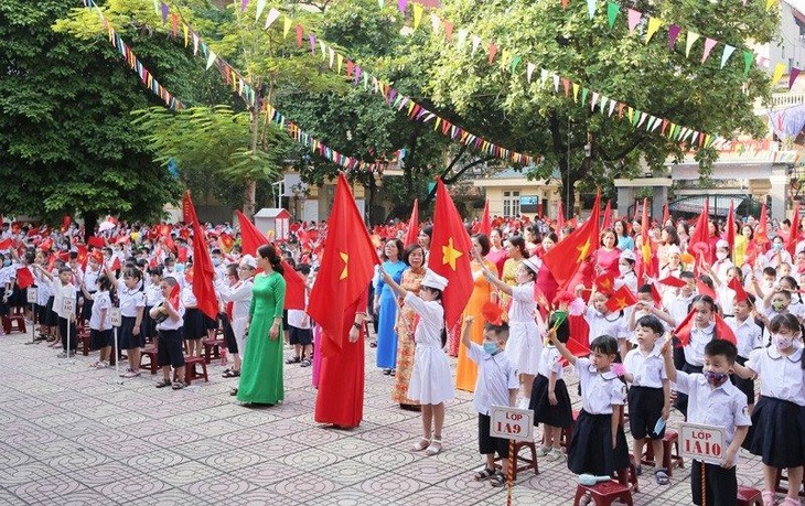 Hà Nội yêu cầu các trường thực hiện nghiêm các biện pháp phòng, chống dịch bệnh - Ảnh 1. Hà Nội yêu cầu các trường thực hiện nghiêm các biện pháp phòng, chống dịch bệnh - Ảnh 1.