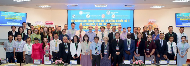 Thứ trưởng Bộ Y tế: Ung thư vú được chẩn đoán sớm, tỷ lệ sống thêm 5 năm có thể đến 90% - Ảnh 2. Thứ trưởng Bộ Y tế: Ung thư vú được chẩn đoán sớm, tỷ lệ sống thêm 5 năm có thể đến 90% - Ảnh 2.